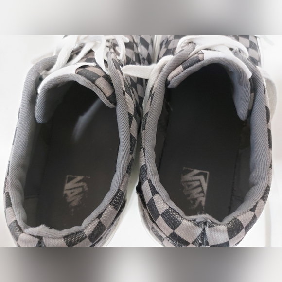 Checked Vans - Picture 9 of 10